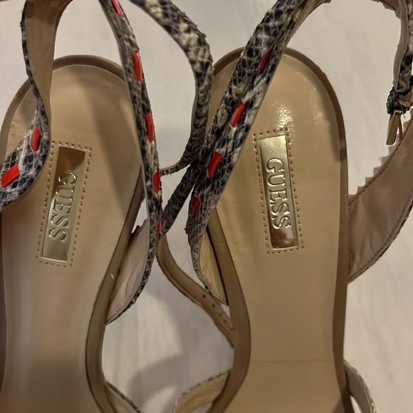 Guess- multi-color heels - Picture 6 of 8